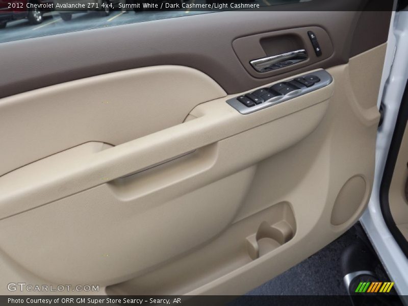 Summit White / Dark Cashmere/Light Cashmere 2012 Chevrolet Avalanche Z71 4x4