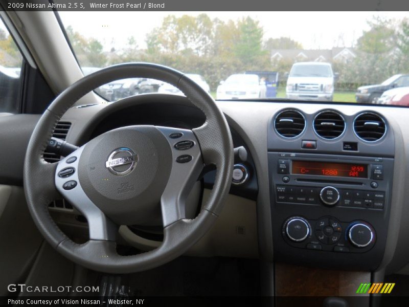 Winter Frost Pearl / Blond 2009 Nissan Altima 2.5 S