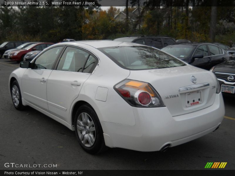 Winter Frost Pearl / Blond 2009 Nissan Altima 2.5 S