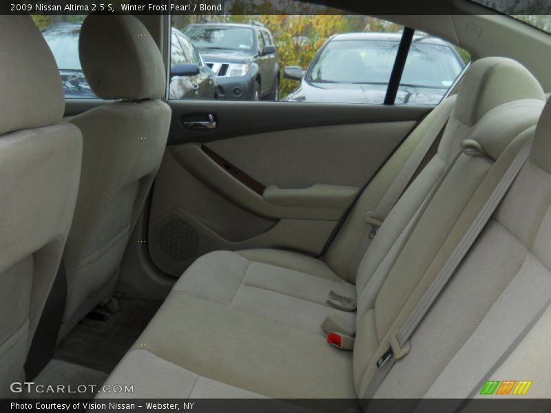 Winter Frost Pearl / Blond 2009 Nissan Altima 2.5 S