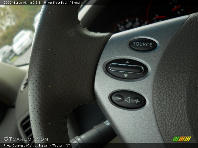 Winter Frost Pearl / Blond 2009 Nissan Altima 2.5 S