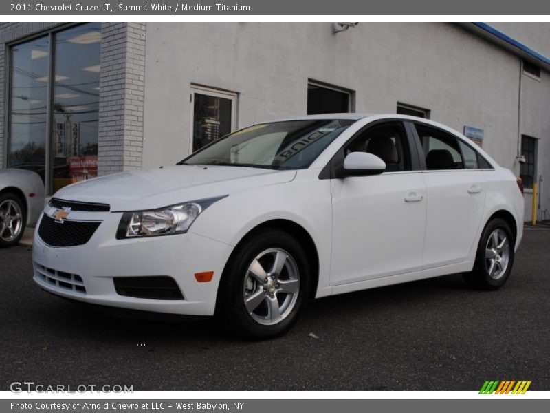 Summit White / Medium Titanium 2011 Chevrolet Cruze LT