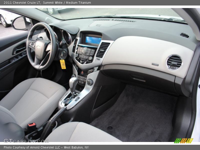Summit White / Medium Titanium 2011 Chevrolet Cruze LT