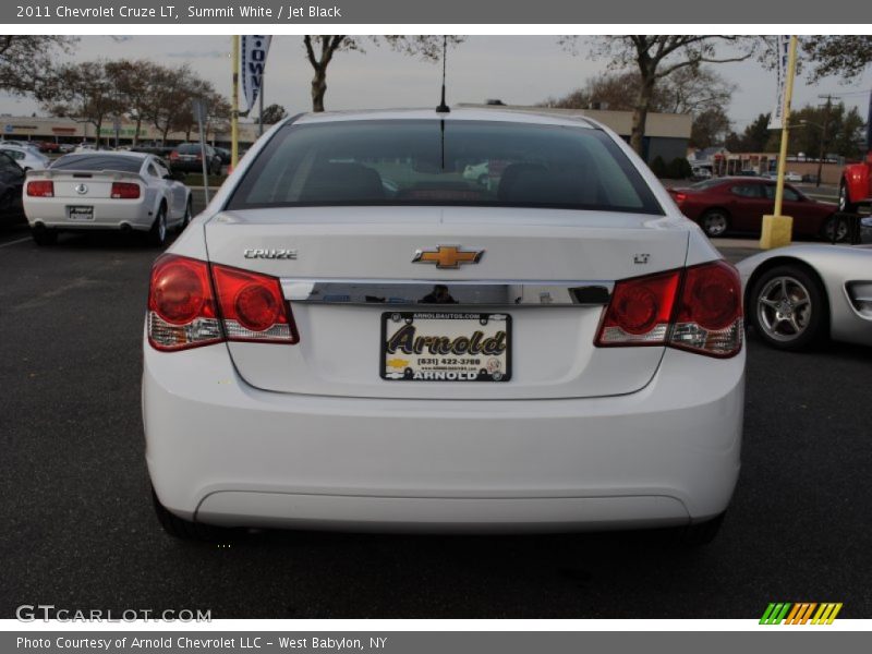 Summit White / Jet Black 2011 Chevrolet Cruze LT
