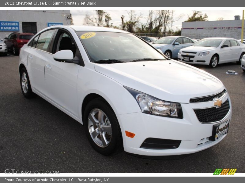 Summit White / Jet Black 2011 Chevrolet Cruze LT