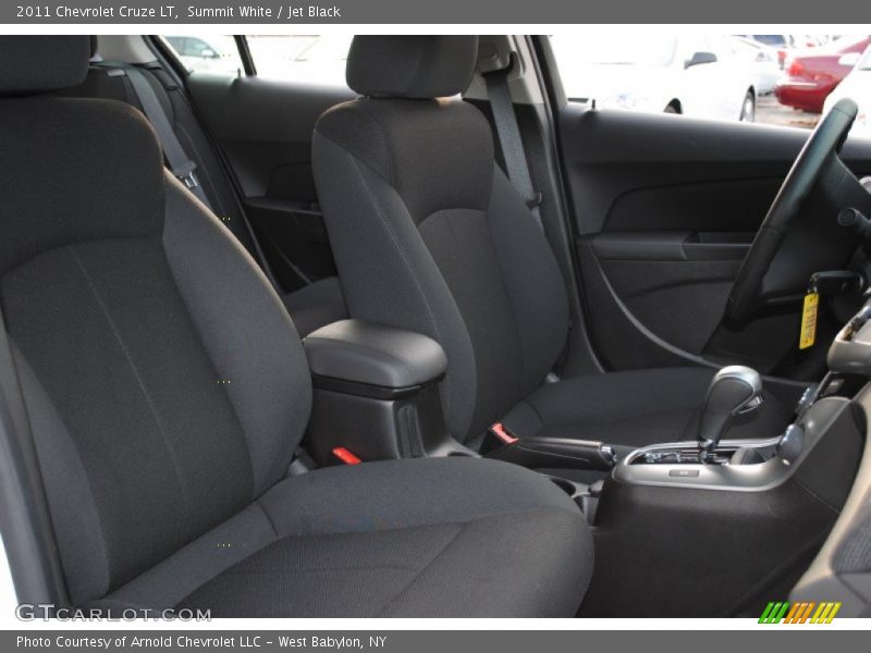 Summit White / Jet Black 2011 Chevrolet Cruze LT