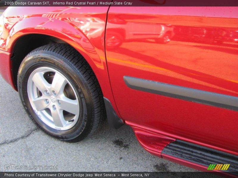 Inferno Red Crystal Pearl / Medium Slate Gray 2005 Dodge Caravan SXT