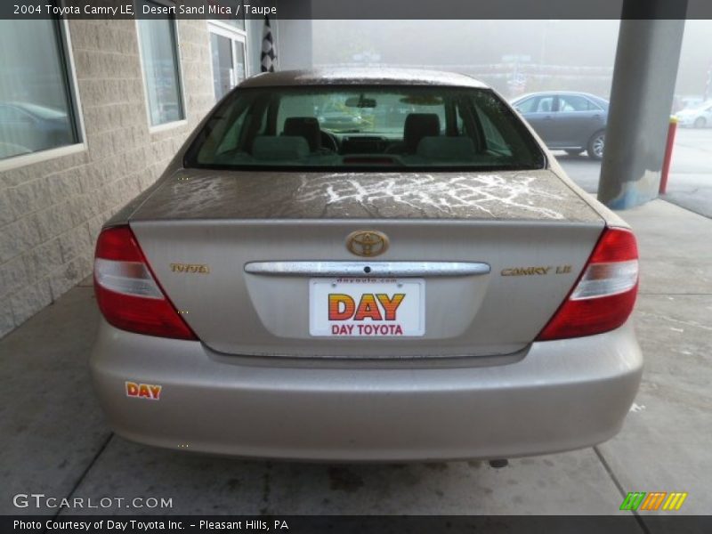 Desert Sand Mica / Taupe 2004 Toyota Camry LE