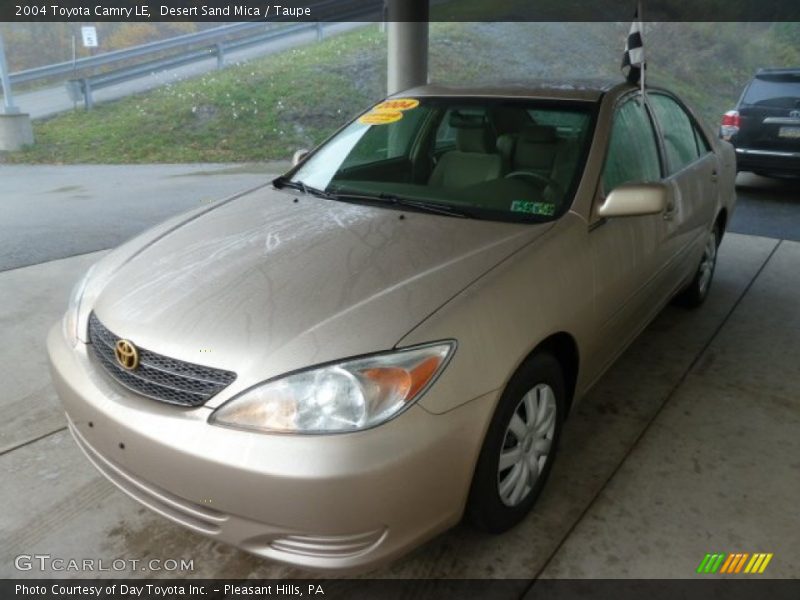 Desert Sand Mica / Taupe 2004 Toyota Camry LE
