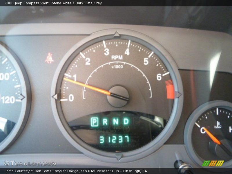 Stone White / Dark Slate Gray 2008 Jeep Compass Sport