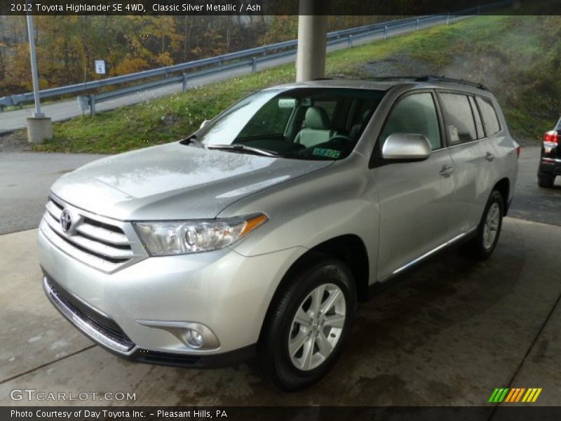 Classic Silver Metallic / Ash 2012 Toyota Highlander SE 4WD