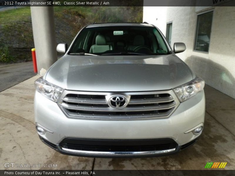 Classic Silver Metallic / Ash 2012 Toyota Highlander SE 4WD