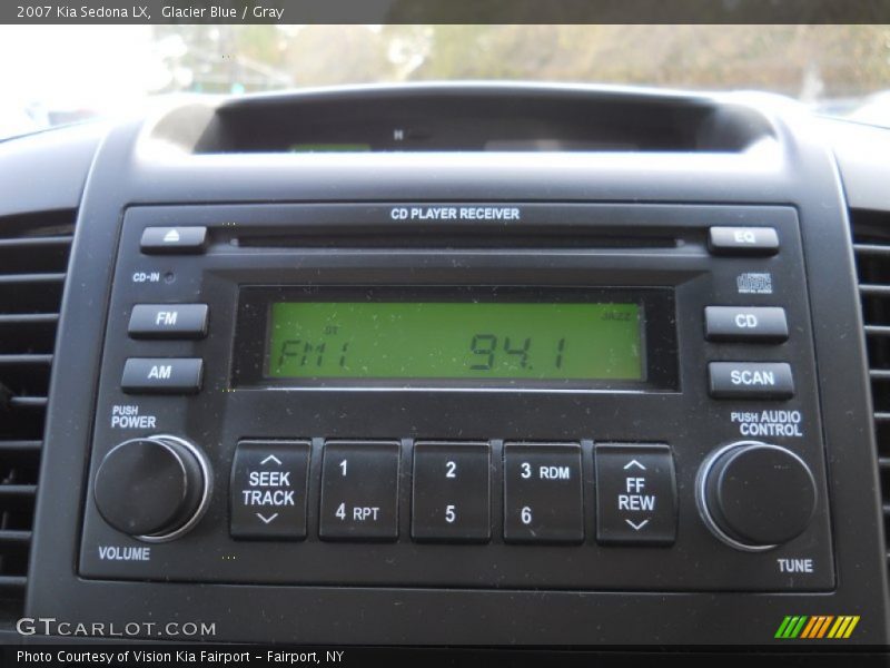 Audio System of 2007 Sedona LX