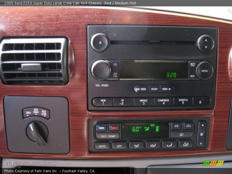 Audio System of 2005 F350 Super Duty Lariat Crew Cab 4x4 Chassis