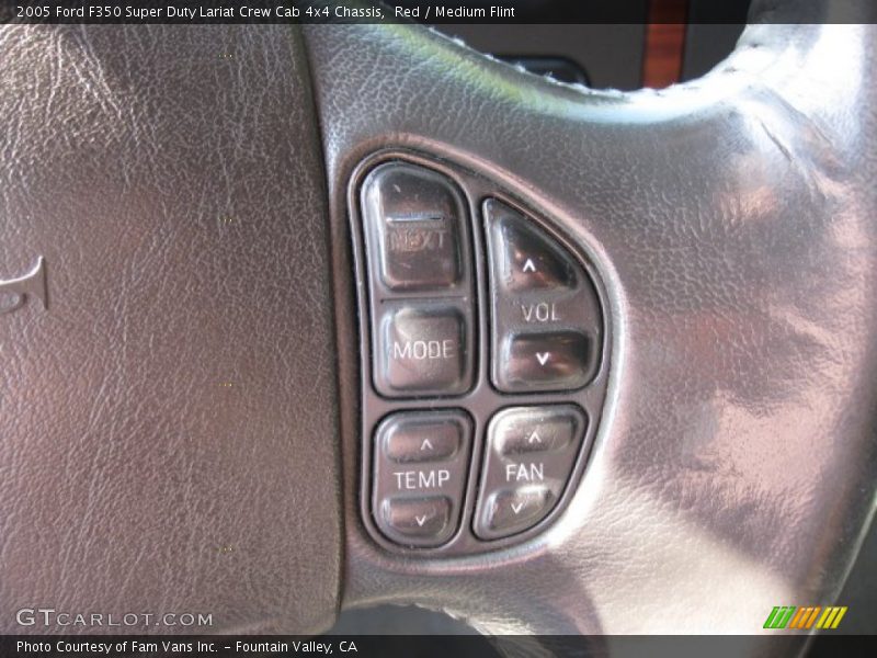 Controls of 2005 F350 Super Duty Lariat Crew Cab 4x4 Chassis