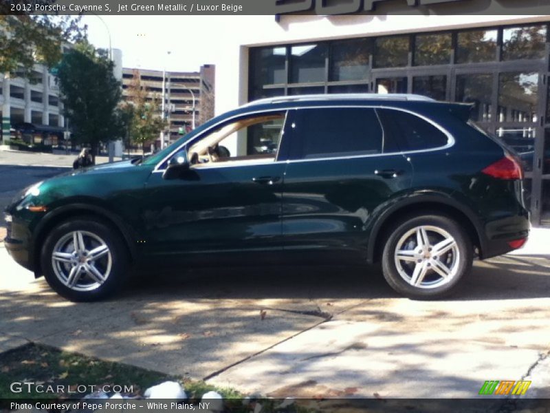 Jet Green Metallic / Luxor Beige 2012 Porsche Cayenne S