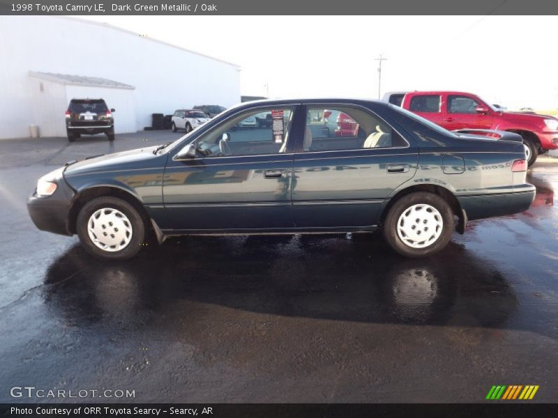 Dark Green Metallic / Oak 1998 Toyota Camry LE