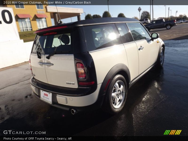 Pepper White / Grey/Carbon Black 2010 Mini Cooper Clubman