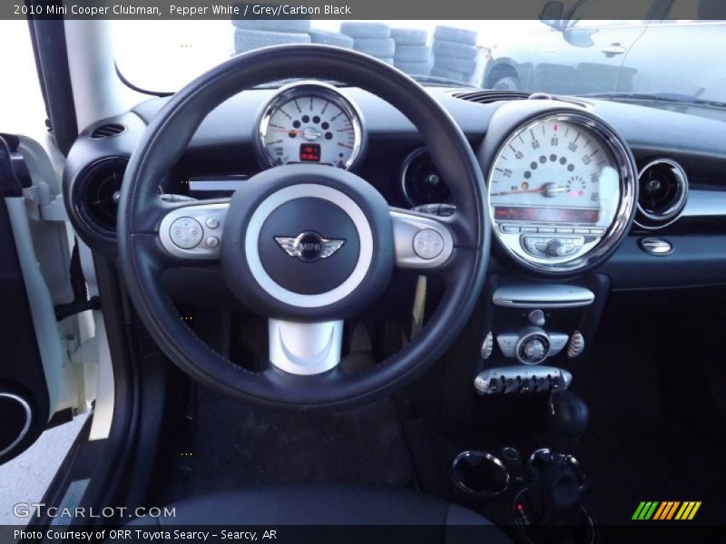Pepper White / Grey/Carbon Black 2010 Mini Cooper Clubman