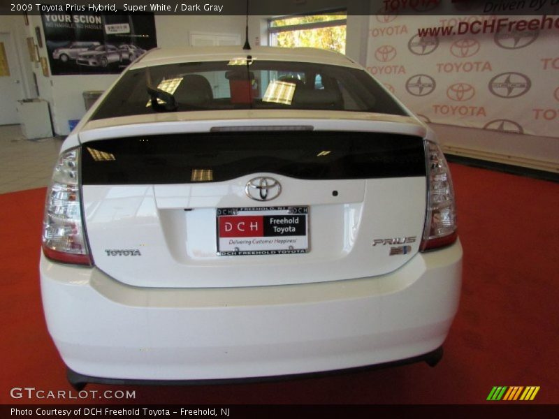 Super White / Dark Gray 2009 Toyota Prius Hybrid