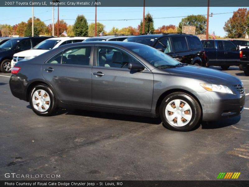Magnetic Gray Metallic / Ash 2007 Toyota Camry LE