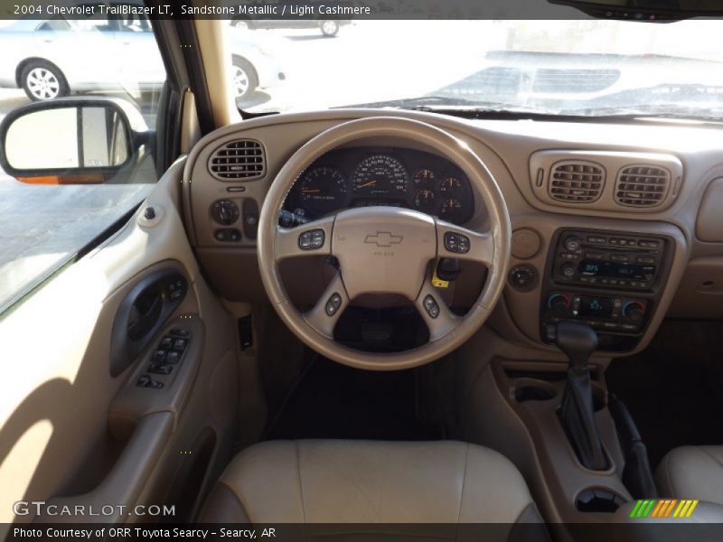 Sandstone Metallic / Light Cashmere 2004 Chevrolet TrailBlazer LT