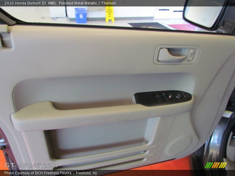 Polished Metal Metallic / Titanium 2010 Honda Element EX 4WD