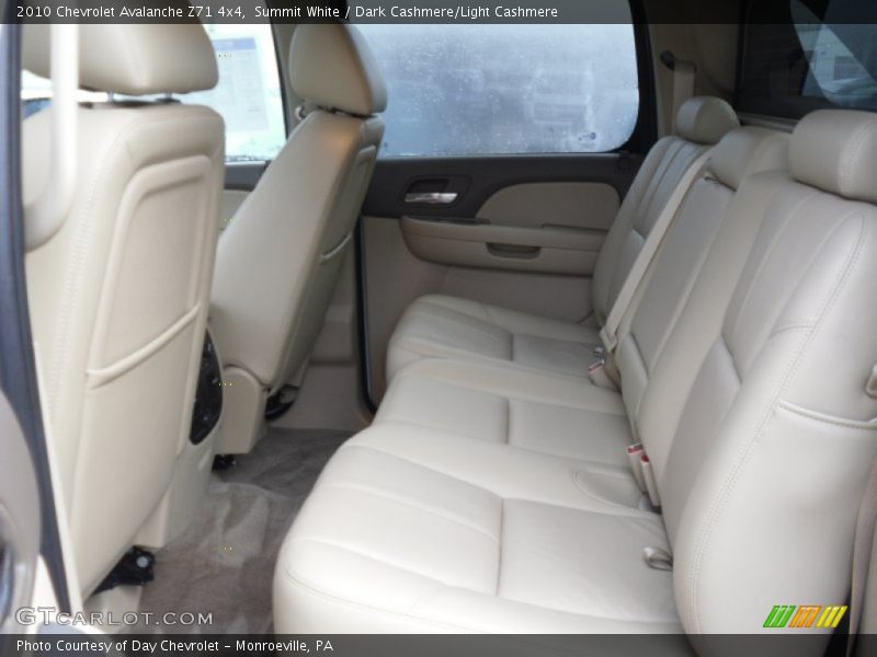 Summit White / Dark Cashmere/Light Cashmere 2010 Chevrolet Avalanche Z71 4x4