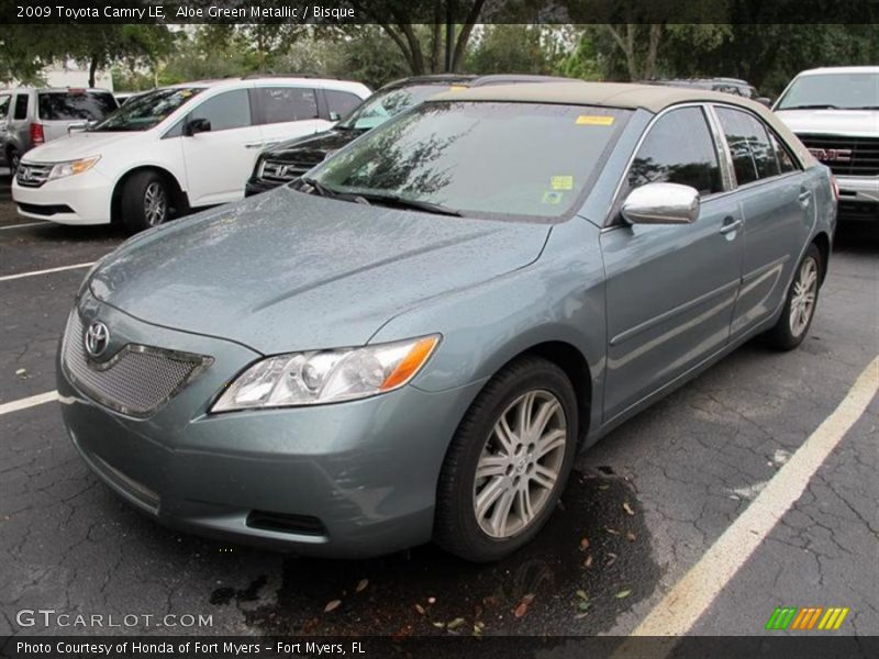 Aloe Green Metallic / Bisque 2009 Toyota Camry LE