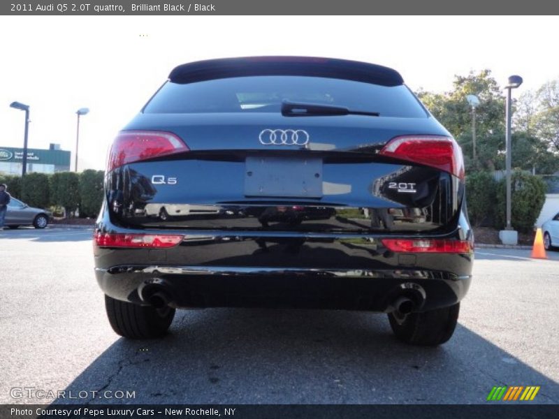 Brilliant Black / Black 2011 Audi Q5 2.0T quattro
