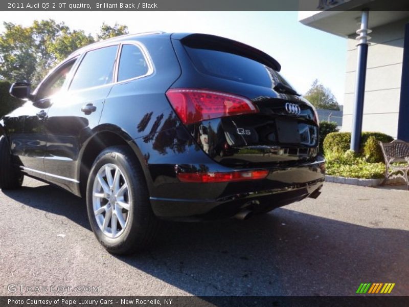 Brilliant Black / Black 2011 Audi Q5 2.0T quattro