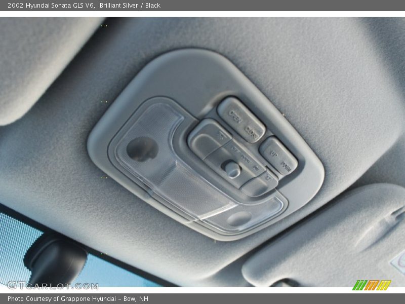 Brilliant Silver / Black 2002 Hyundai Sonata GLS V6