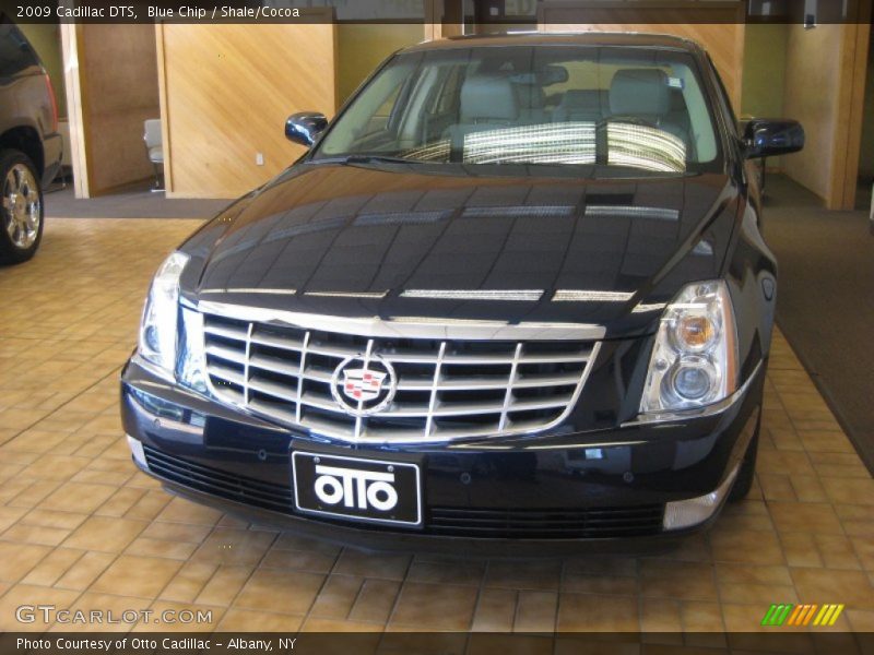Blue Chip / Shale/Cocoa 2009 Cadillac DTS