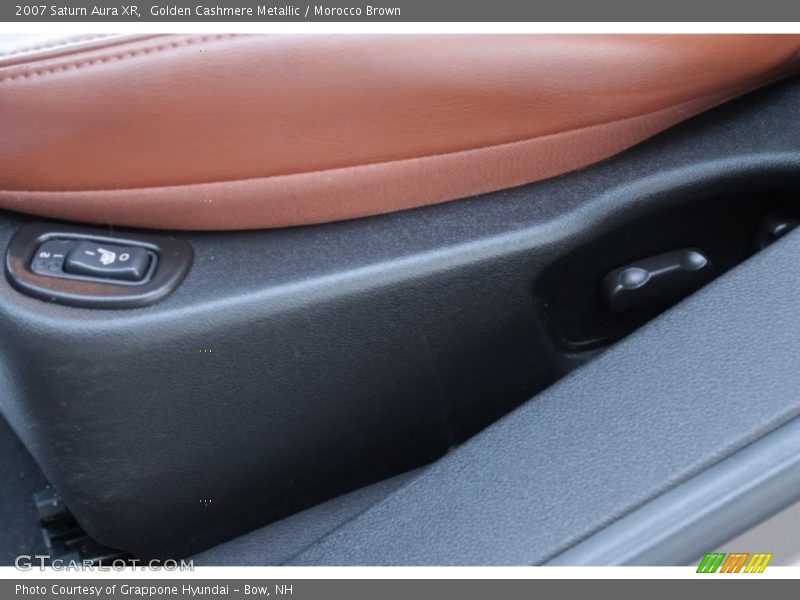 Golden Cashmere Metallic / Morocco Brown 2007 Saturn Aura XR