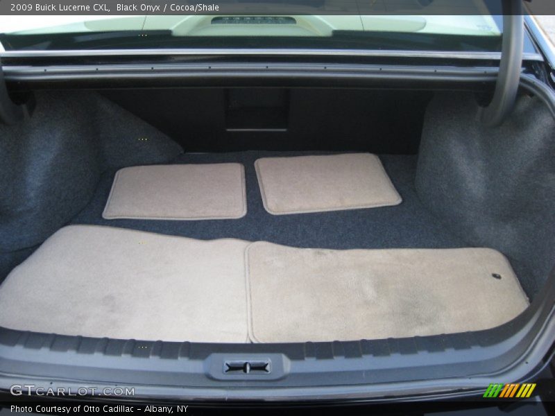  2009 Lucerne CXL Trunk