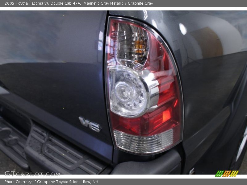 Magnetic Gray Metallic / Graphite Gray 2009 Toyota Tacoma V6 Double Cab 4x4