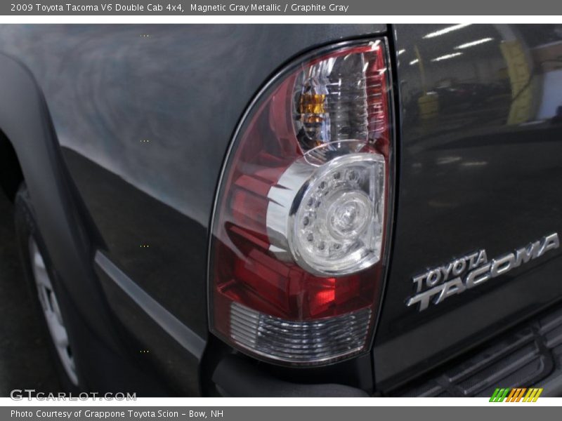 Magnetic Gray Metallic / Graphite Gray 2009 Toyota Tacoma V6 Double Cab 4x4