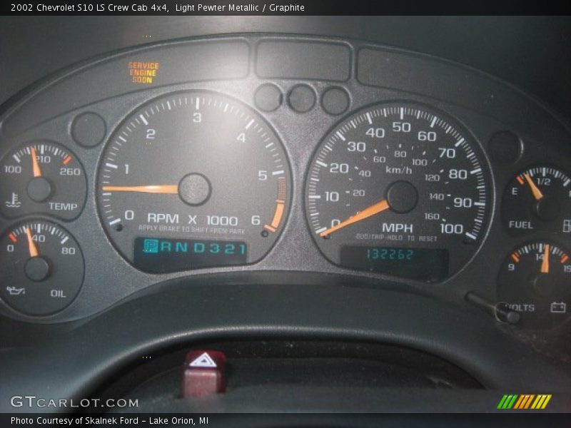 Light Pewter Metallic / Graphite 2002 Chevrolet S10 LS Crew Cab 4x4