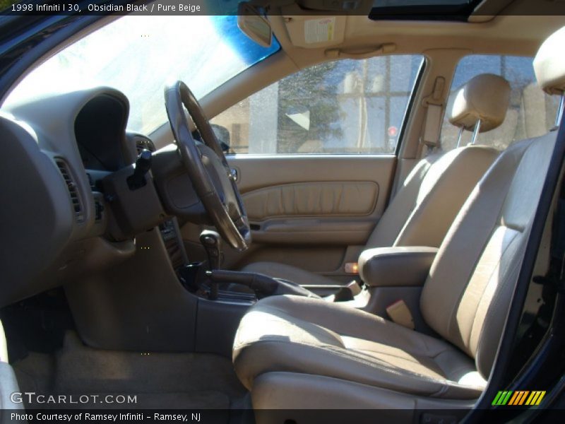Obsidian Black / Pure Beige 1998 Infiniti I 30
