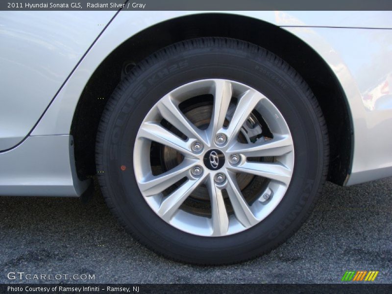 Radiant Silver / Gray 2011 Hyundai Sonata GLS