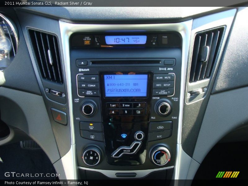 Radiant Silver / Gray 2011 Hyundai Sonata GLS