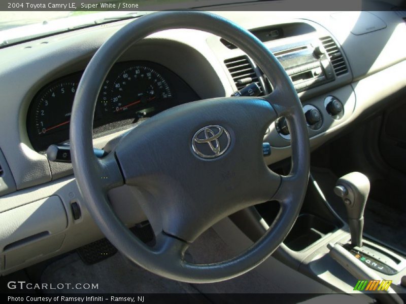 Super White / Stone 2004 Toyota Camry LE