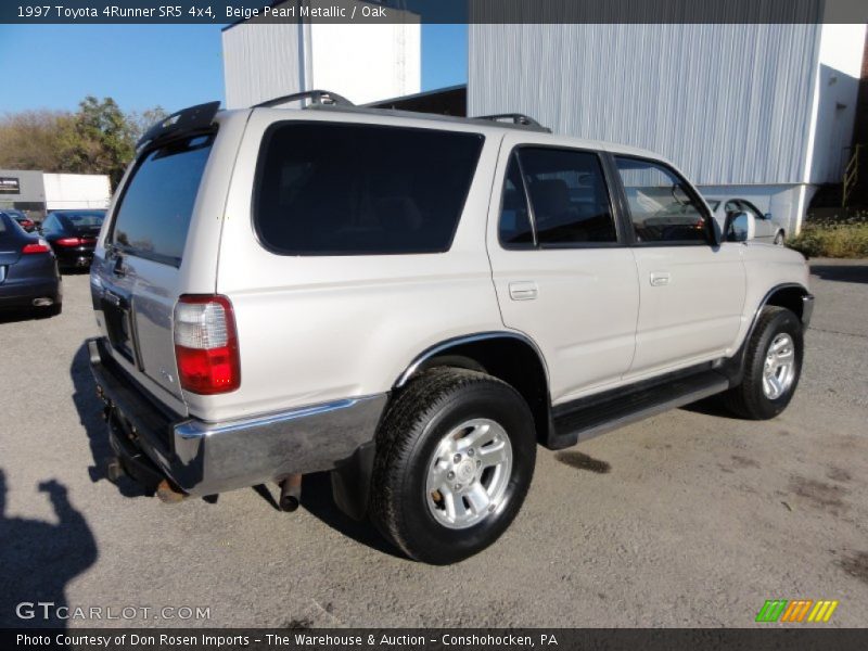 Beige Pearl Metallic / Oak 1997 Toyota 4Runner SR5 4x4