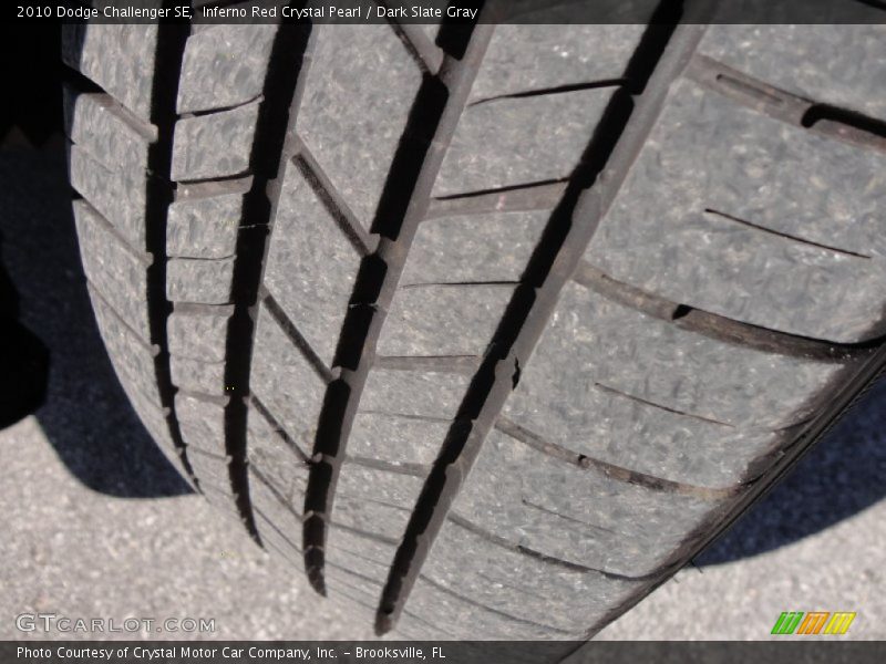 Inferno Red Crystal Pearl / Dark Slate Gray 2010 Dodge Challenger SE