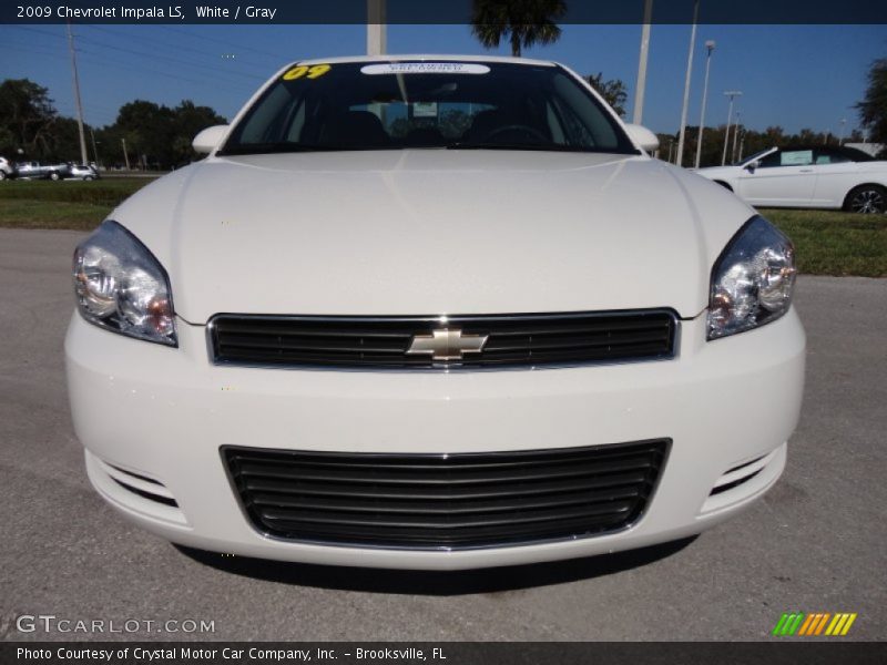 White / Gray 2009 Chevrolet Impala LS