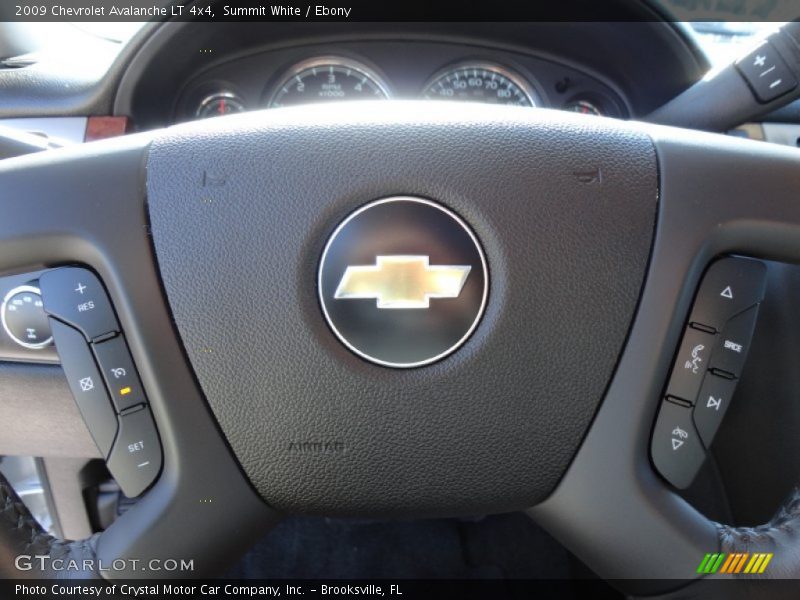 Summit White / Ebony 2009 Chevrolet Avalanche LT 4x4