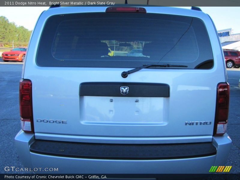 Bright Silver Metallic / Dark Slate Gray 2011 Dodge Nitro Heat