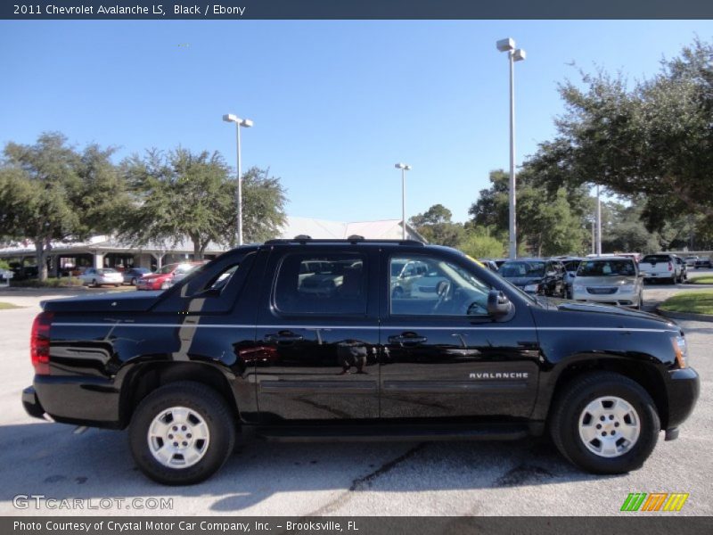 Black / Ebony 2011 Chevrolet Avalanche LS