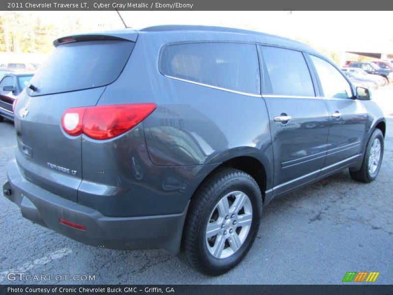 Cyber Gray Metallic / Ebony/Ebony 2011 Chevrolet Traverse LT