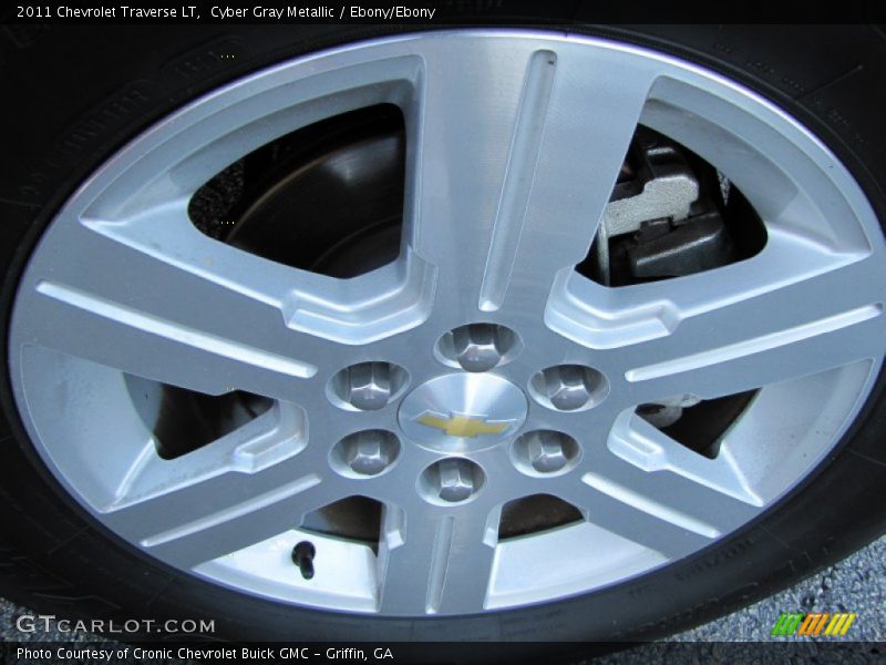 Cyber Gray Metallic / Ebony/Ebony 2011 Chevrolet Traverse LT